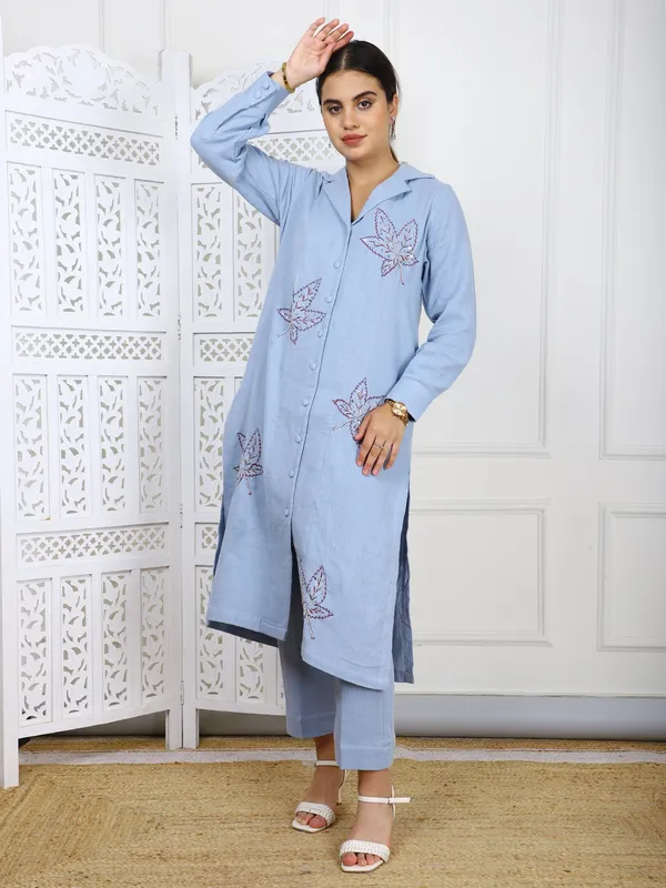 Blue_Hand_Embroidered_Cotton_Cord_Set_2_Piece_Traditional_Outfit_With_Leaf_Motifs_For_Women