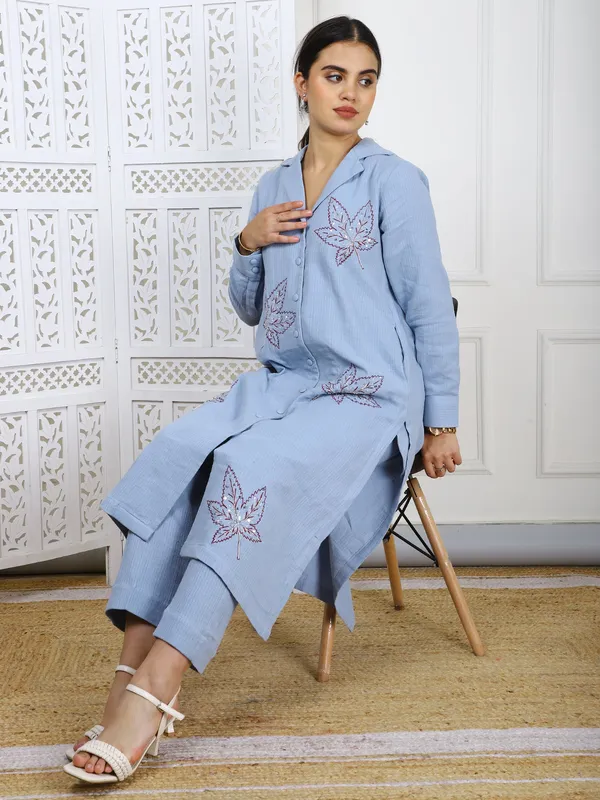 Blue_Hand_Embroidered_Cotton_Cord_Set_2_Piece_Traditional_Outfit_With_Leaf_Motifs_For_Women