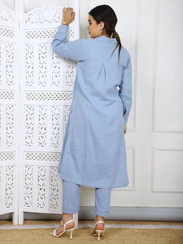 Blue_Hand_Embroidered_Cotton_Cord_Set_2_Piece_Traditional_Outfit_With_Leaf_Motifs_For_Women