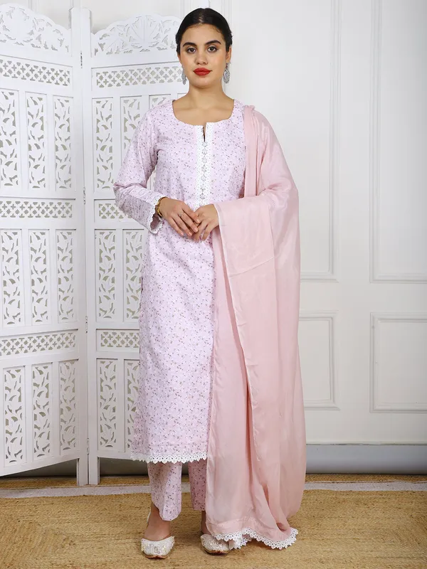 White_3_Piece_Light_Floral_Lawn_With_Lace_Detailing_Cotton_Suit_For_Women
