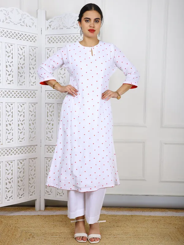 White_2_Piece_Premium_Jute_Stitched_With_Heart_Print_Set_For_Women