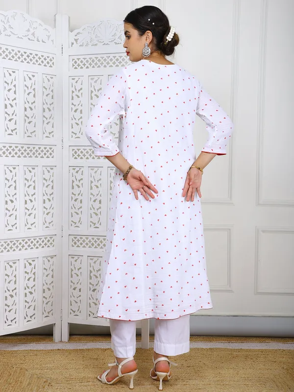 White_2_Piece_Premium_Jute_Stitched_With_Heart_Print_Set_For_Women
