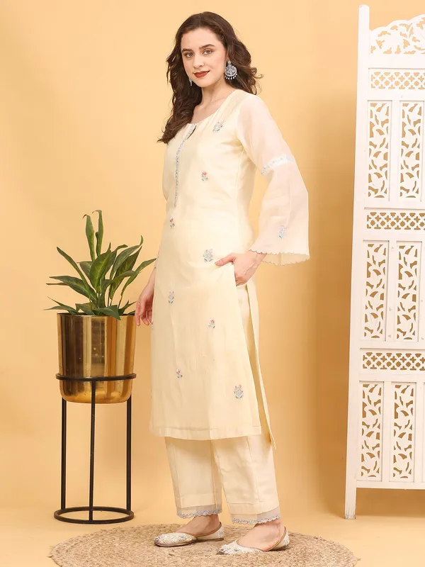 White_Chanderi_Silk_Stitched_Suit_Elegant_Traditional_Ethnic_Wear_For_Women
