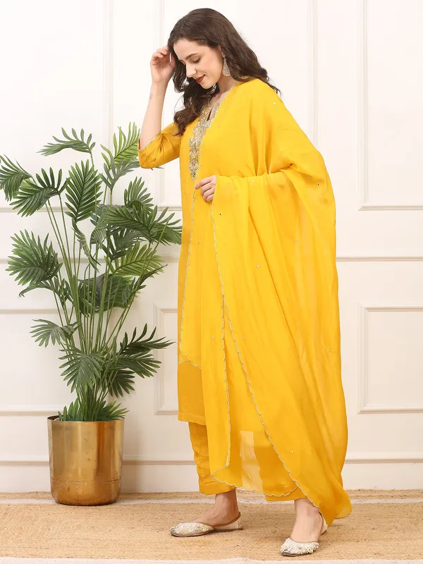 Yellow_Elegant_Festive_Ethnic_Ensemble_3_Piece_Shimmer_Silk_Stitched_Suit_For_Women