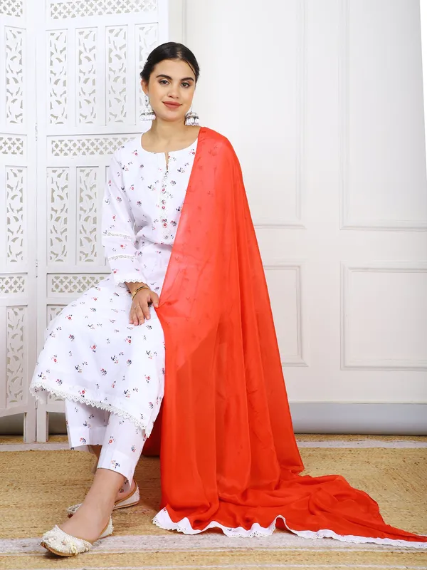 White_3_Piece_Floral_Lawn_Cotton_Suit_With_Chinon_Dupatta_For_Women