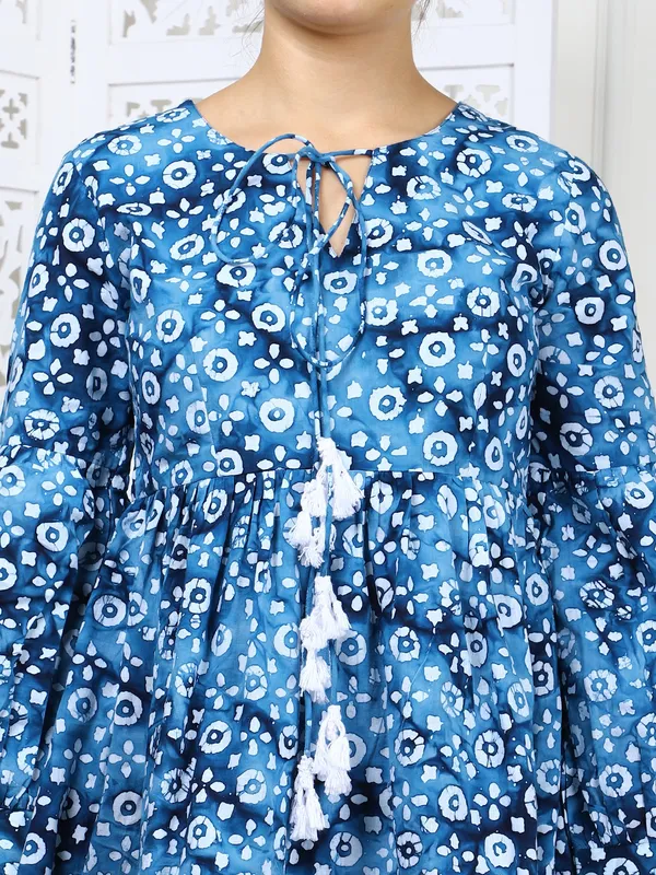 Multicolor_Traditional_Ethnic_Wear_With_Tassel_Lace_Trim_Bandhej_Print_Cotton_Tunic_For_Women