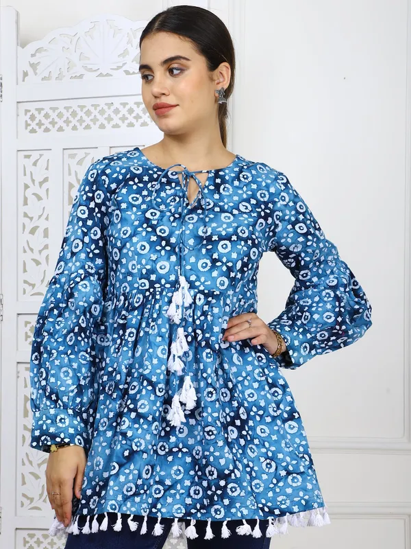 Multicolor_Traditional_Ethnic_Wear_With_Tassel_Lace_Trim_Bandhej_Print_Cotton_Tunic_For_Women