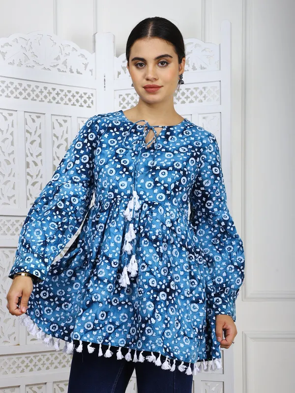Multicolor_Traditional_Ethnic_Wear_With_Tassel_Lace_Trim_Bandhej_Print_Cotton_Tunic_For_Women