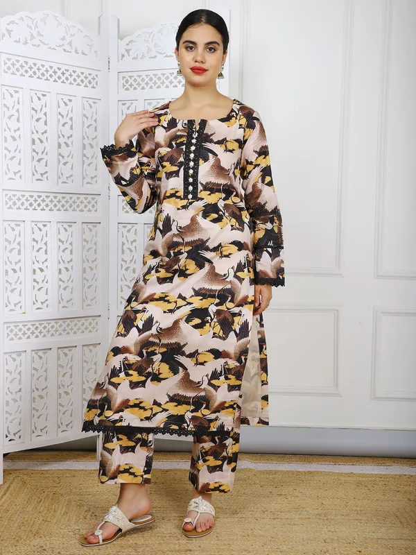 Multicolor_Cotton_Suit_With_Digital_Print_For_Women