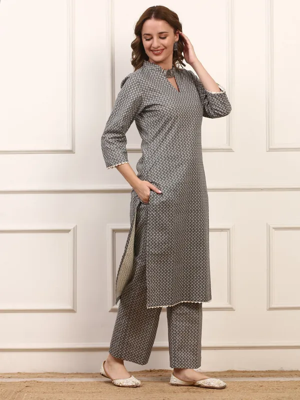 Ash_Printed_Cotton_Kurta_Set_Elegant_Daily_Casual_Wear_Suit_With_Matching_Pants_For_Women