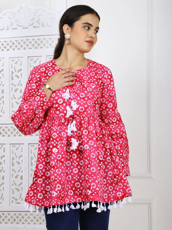 Red_Bandhej_Print_Cotton_Tunic_Ethnic_Casual_Wear_With_Tassel_Lace_Trim_For_Women
