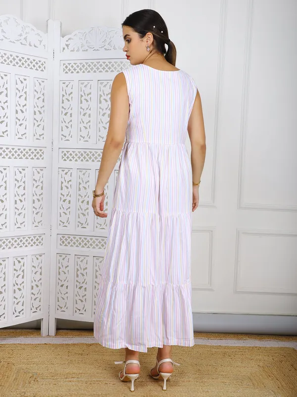 White_Premium_Cotton_Maxi_Dress_With_Side_Slit_For_Women