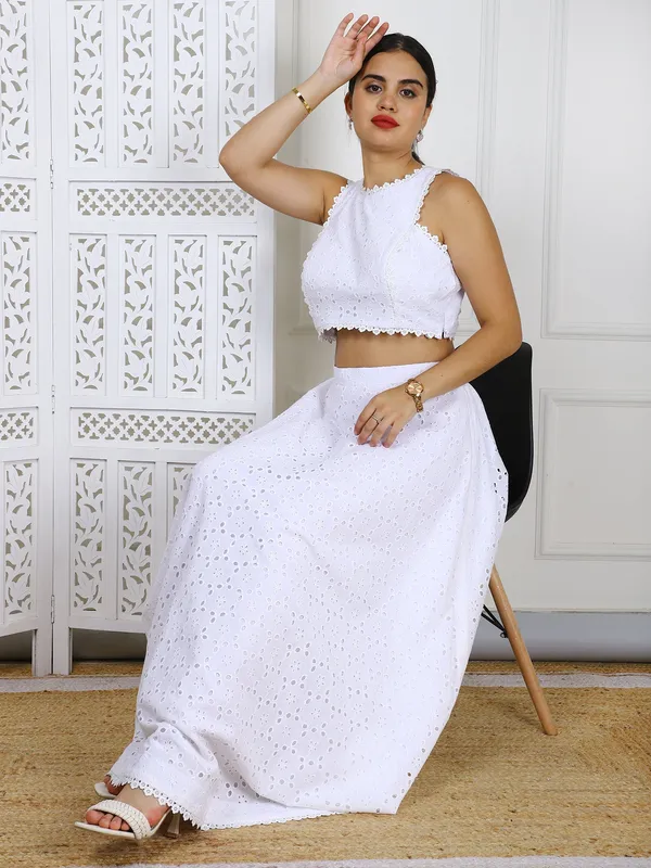 White_Cotton_Eyelet_Crop_Top_Skirt_Set_Elegant_Embroidered_Casual_Outfit_For_Women