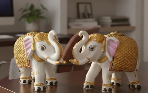 Decorative_Elephant_Figurines_For_Home_Decor_Lucky_Elephant_Statue_Pair_Resin_Animal_Sculpture_Tabletop_Shelf_Office_Living_Room_Ornament_Gift_Collectible