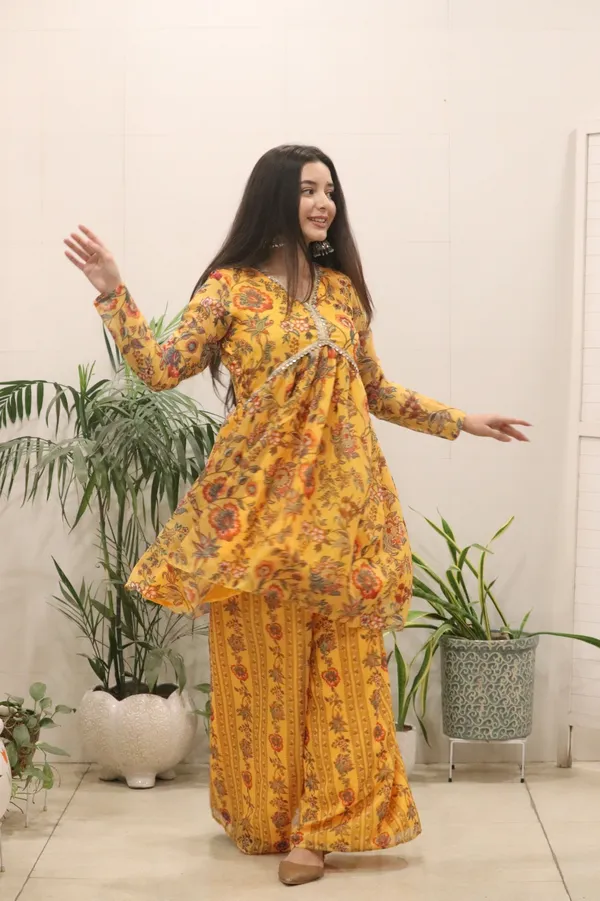 Yellow_Designer_Printed_Kurti_Pant_Set_For_Women