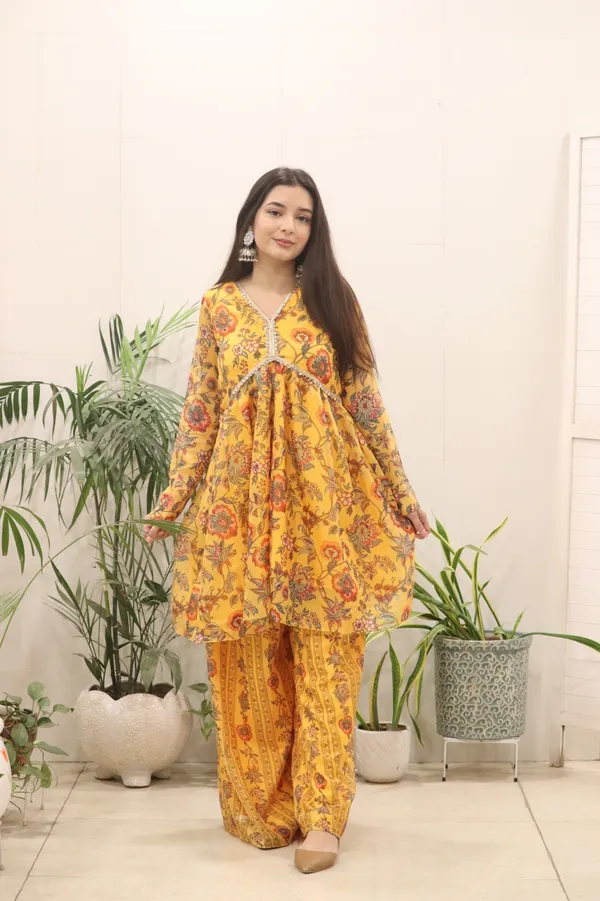 Yellow_Designer_Printed_Kurti_Pant_Set_For_Women