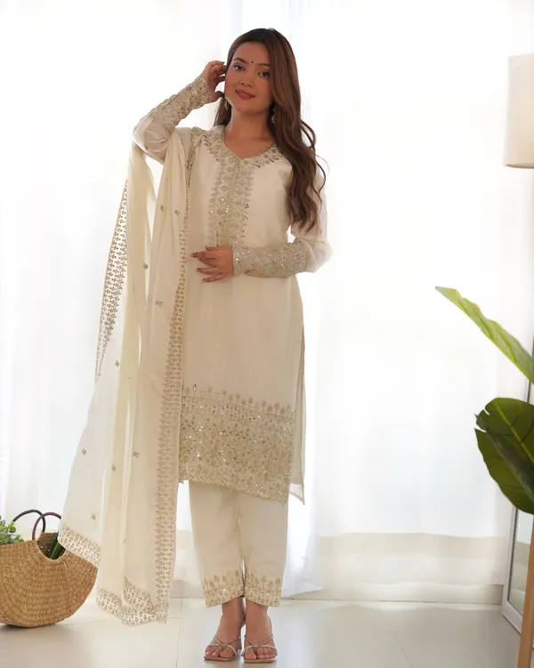 Cream_Elegant_Embroidered_Kurta_Pant_Set_With_Dupatta