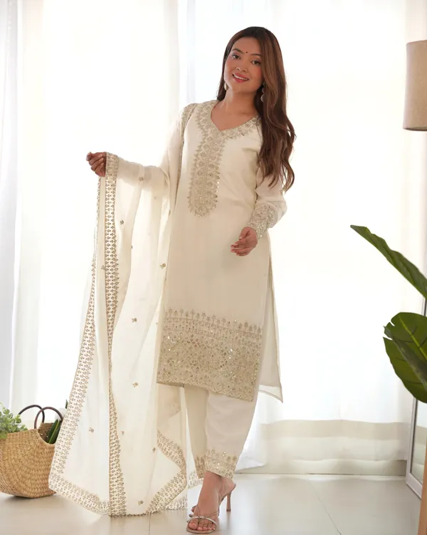 Cream_Elegant_Embroidered_Kurta_Pant_Set_With_Dupatta