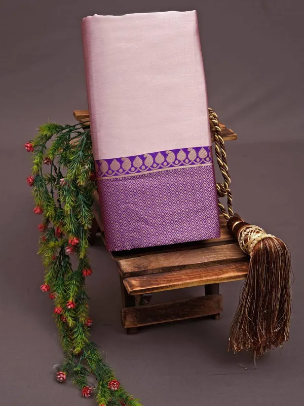 Lavendar_Beautiful_Rich_Pallu_And_Jacquard_Work_Saree