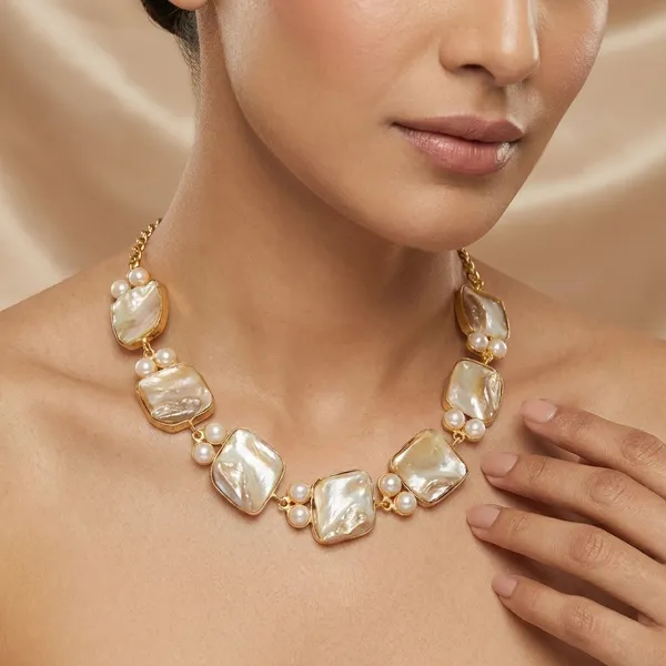 Golden_Gold_Plated_Brass_Necklace_Set_With_Earrings_For_Women