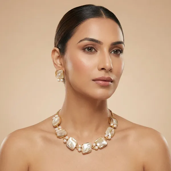 Golden_Gold_Plated_Brass_Necklace_Set_With_Earrings_For_Women