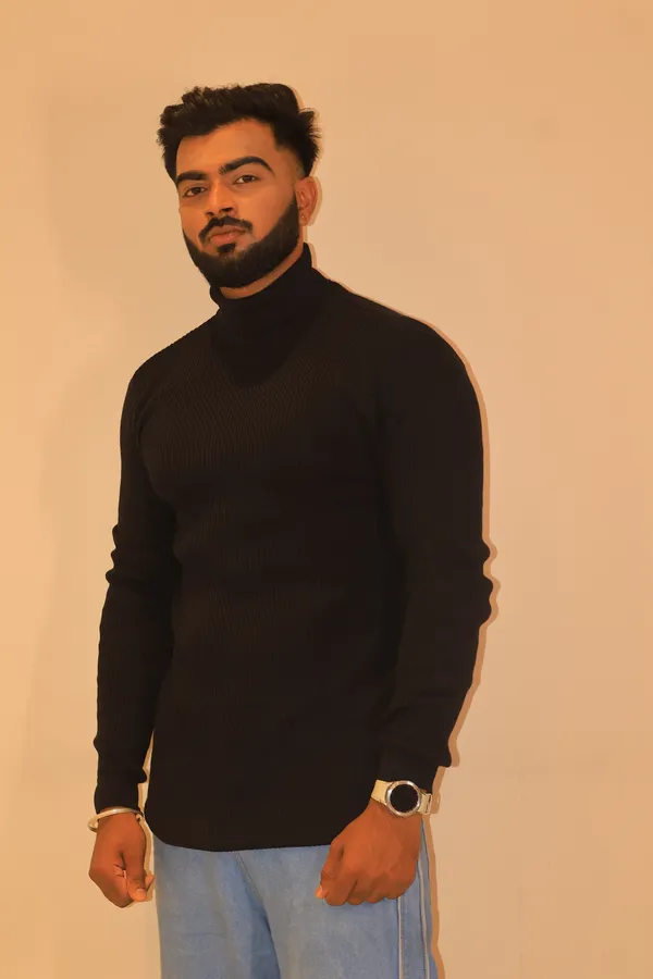 Black_Cotton_Premium_And_Elegant_T-Shirt_For_Men