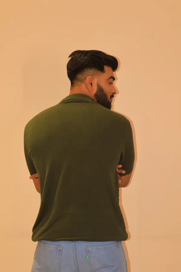 Olive_Green_Cotton_Premium_And_Elegant_T-Shirt_For_Men