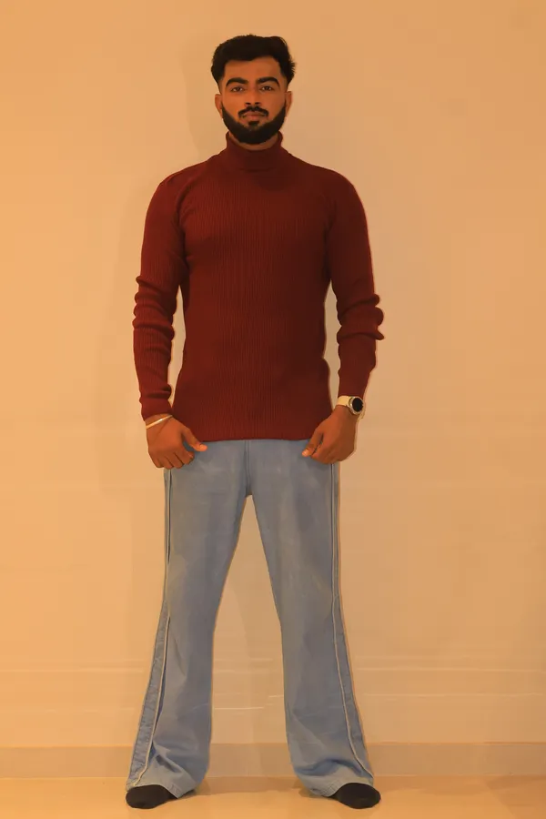 Maroon_Wool_Blend_Premium_And_Elegant_Turtle_Neck_Sweater_For_Men