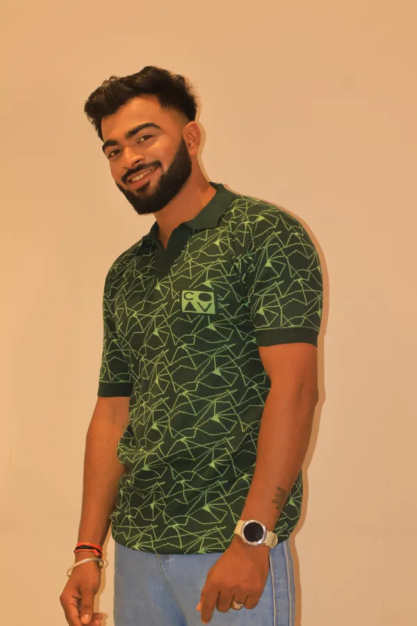 Green_Cotton_Premium_And_Elegant_T-Shirt_For_Men