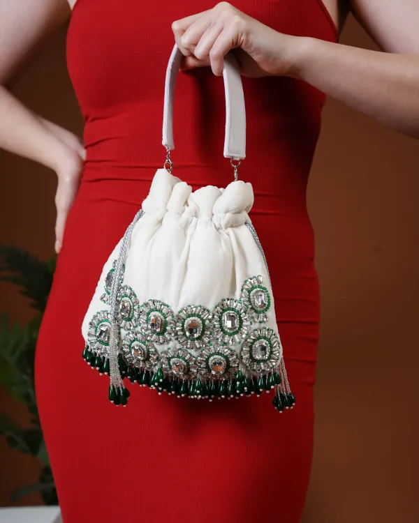 Ameera_Velvet_Emerald_Potli