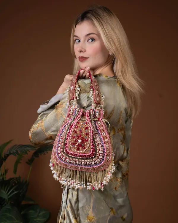 Amber_Shahi_–_Handcrafted_Royal_Velvet_Potli_Bag