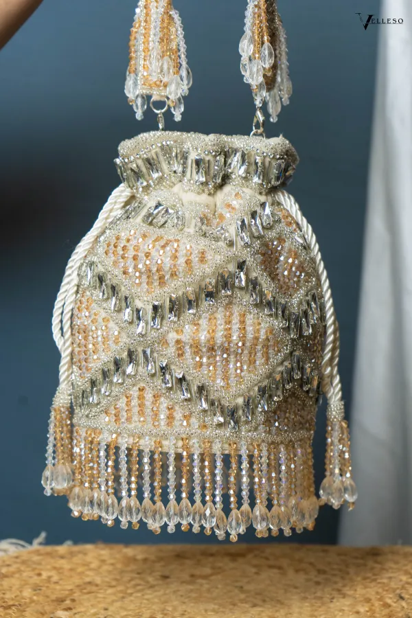 Zeyla_Crystal_Cascade_Potli
