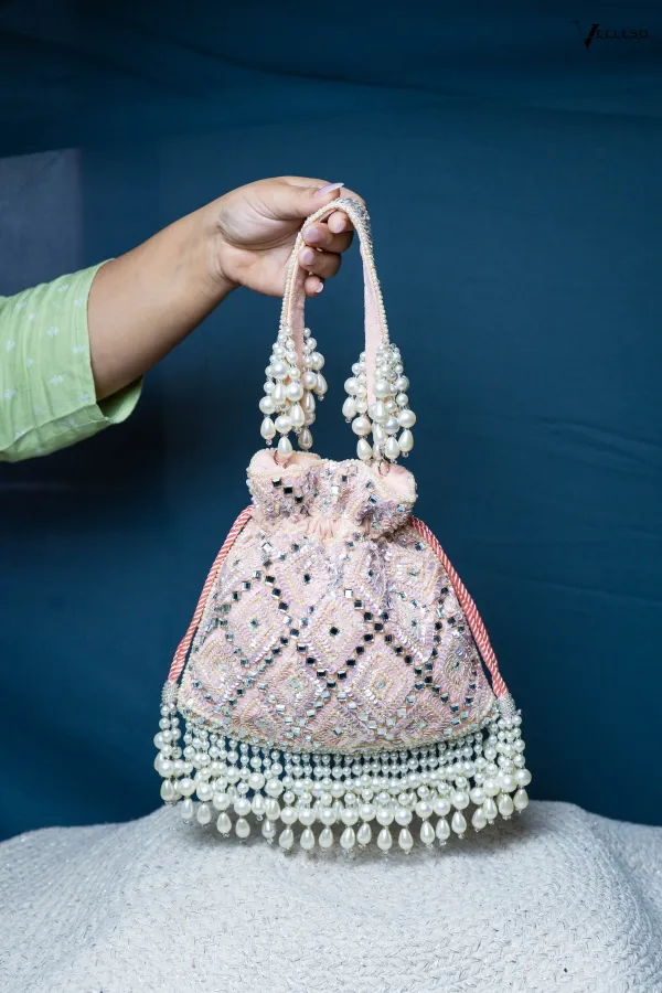 Seraphine_Blush_Pearl_Potli