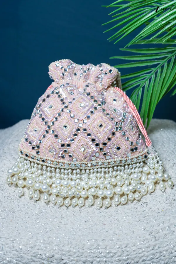 Seraphine_Blush_Pearl_Potli