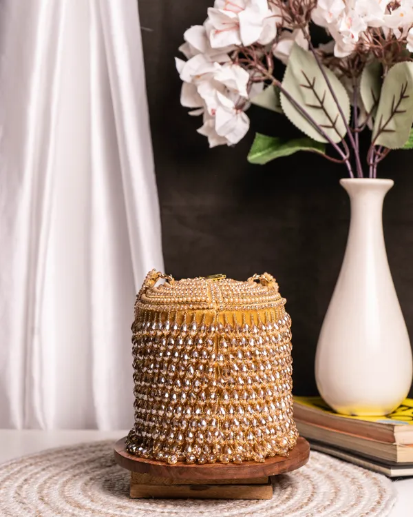 Ameira_Gold_Crystal_Beaded_Box_Bag