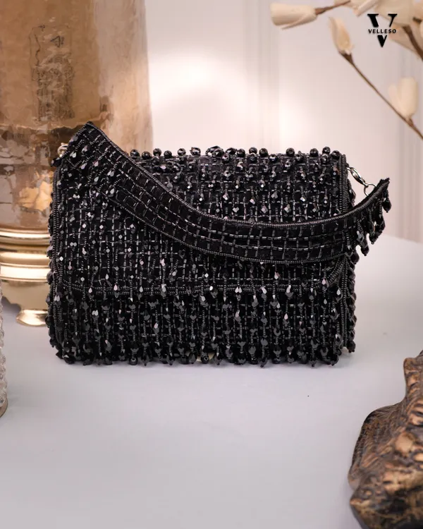 Noir_Cascade_Beaded_Purse_–_Velleso_Luxe_Edit