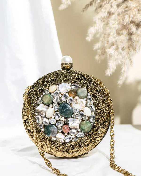 Celestia_Gemstone_Radiance_Clutch