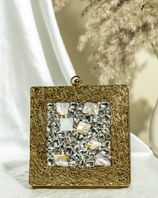 Crystal_Weave_Luxe_Clutch