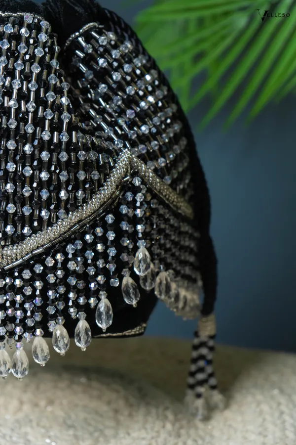 Elira_Crystal_Fringe_Potli