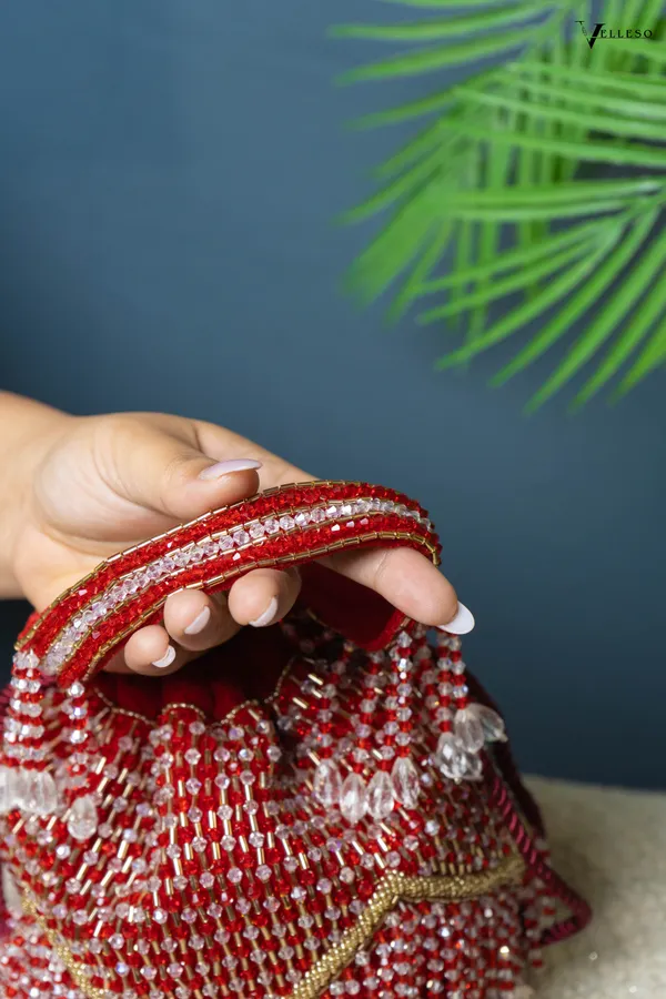 Elira_Crystal_Fringe_Potli