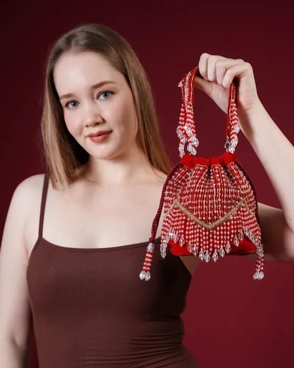 Elira_Crystal_Fringe_Potli