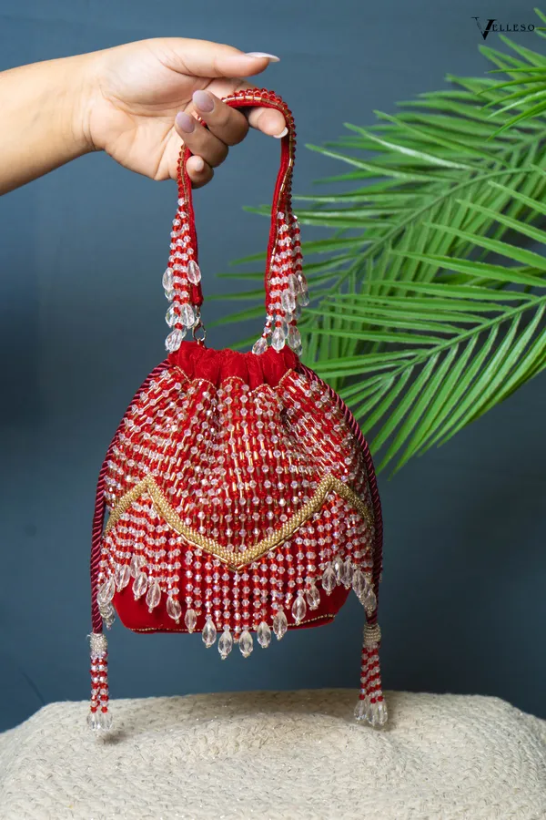 Elira_Crystal_Fringe_Potli