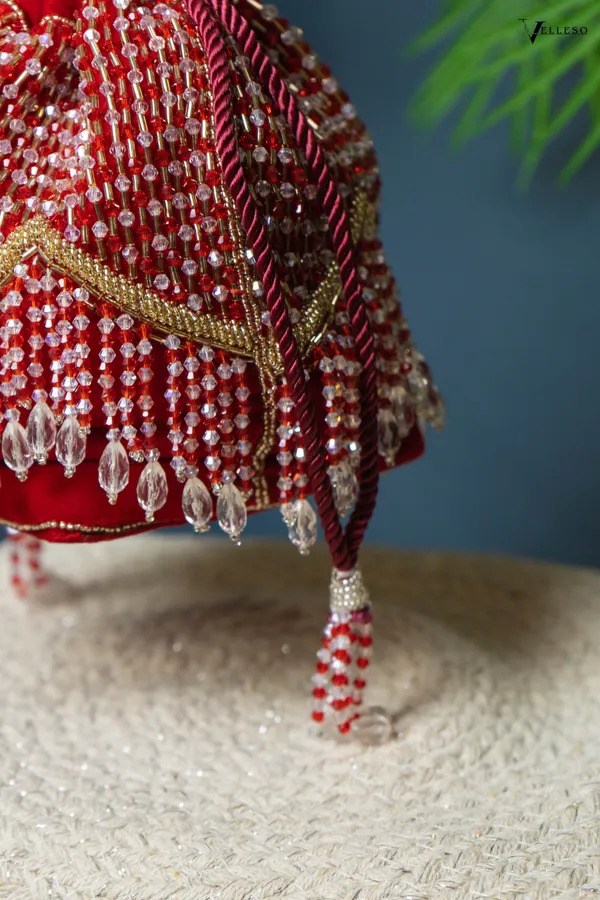 Elira_Crystal_Fringe_Potli