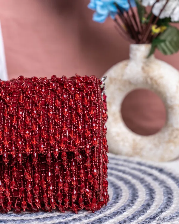 Noir_Cascade_Beaded_Purse_–_Velleso_Luxe_Edit
