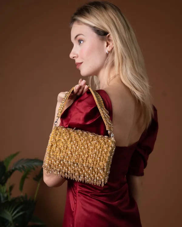 Noir_Cascade_Beaded_Purse_–_Velleso_Luxe_Edit