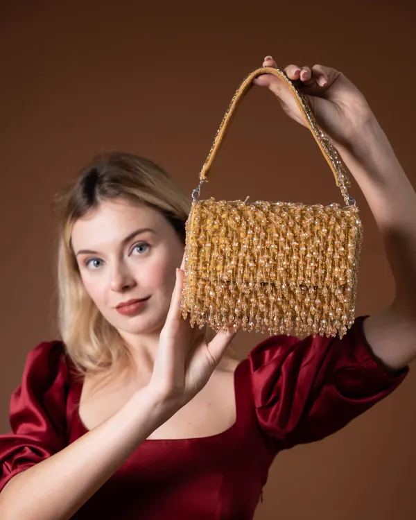 Noir_Cascade_Beaded_Purse_–_Velleso_Luxe_Edit