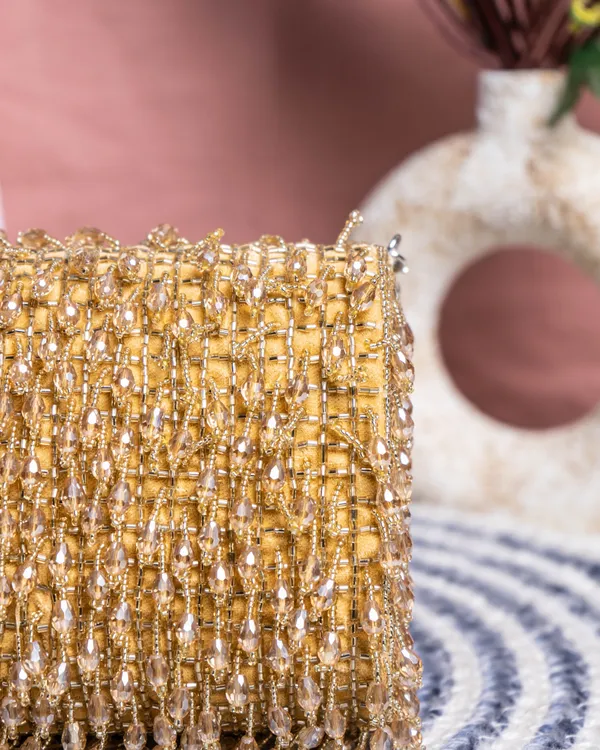 Noir_Cascade_Beaded_Purse_–_Velleso_Luxe_Edit