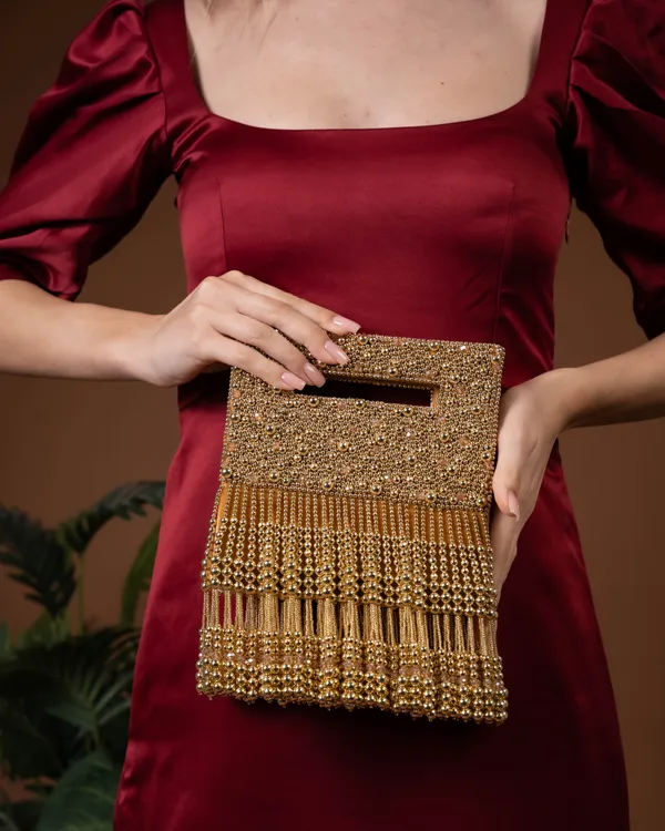 Noor_Jahan_Regal_Crimson_Beaded_Fringe_Clutch