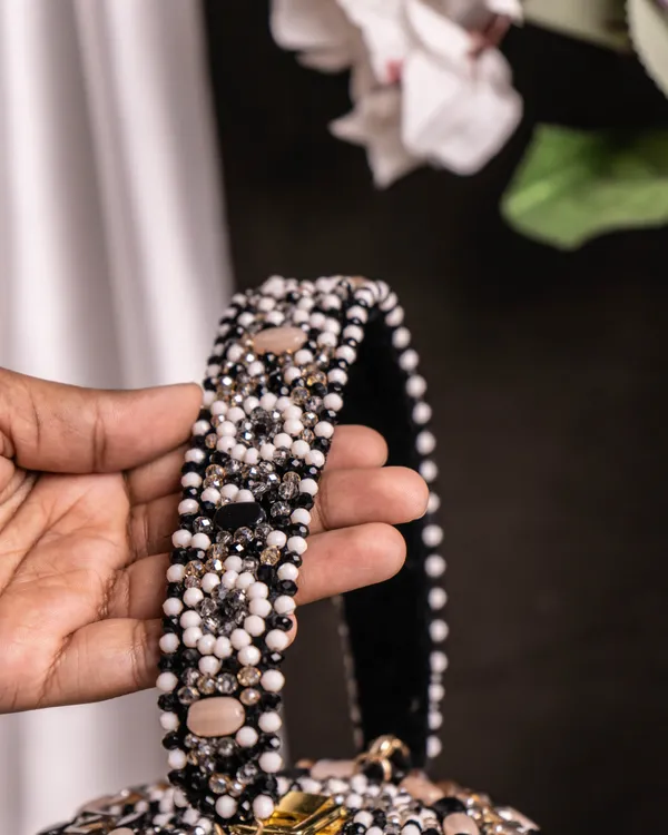 Ameira_Black_&_Ivory_Beaded_Box_Bag
