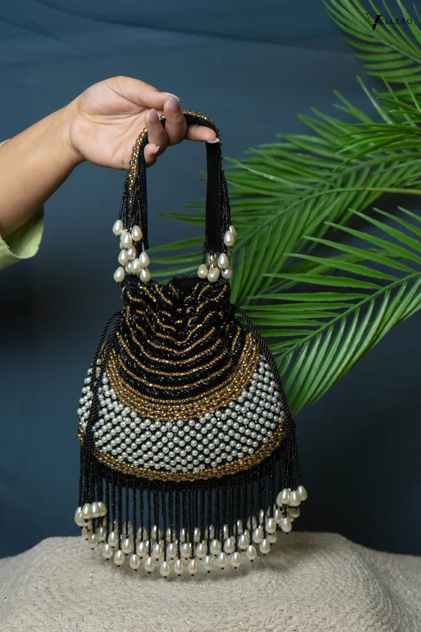 Seraphina_Gleam_Potli_–_Pearl_Drop_Embellished_Bag